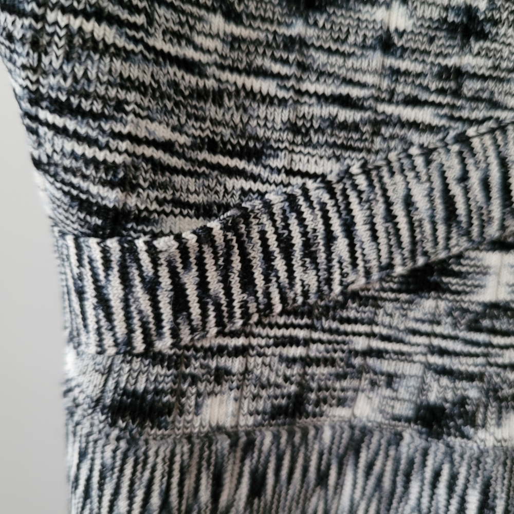 Guess Black White Knit A-Line Open Back Dress Size S - Picture 8 of 8
